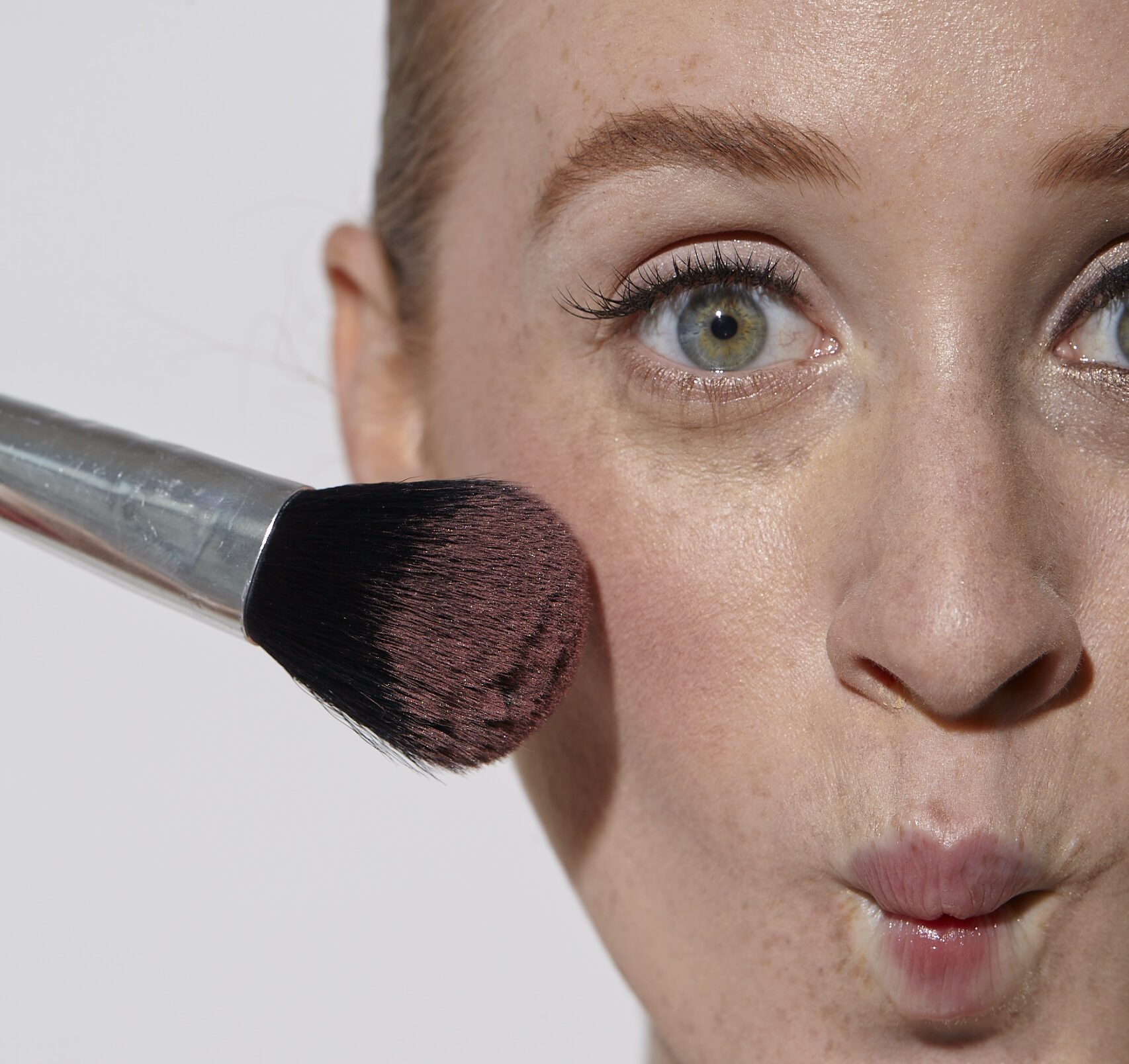 Powder vs Cream: How Redheads Can Decide Which Is Best For Them