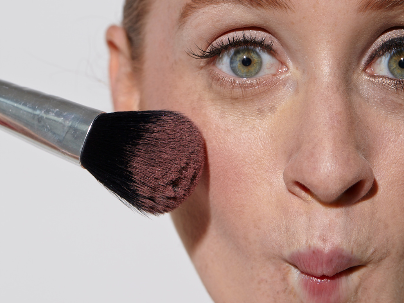 How Redheads Can Rock: Pink Blush