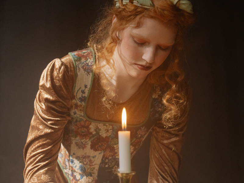 Timeless Renaissance Makeup Looks for Redheads